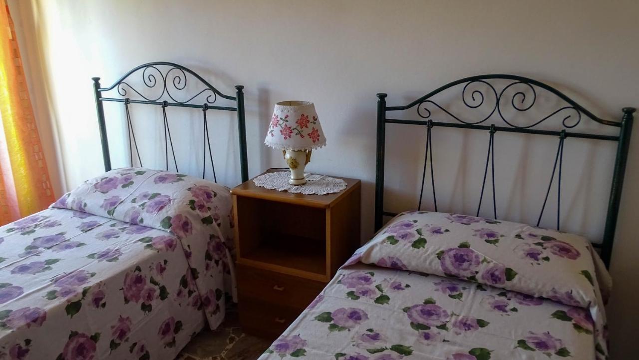 Casa Della Nonna Apartment ปีออมบีโน ภายนอก รูปภาพ